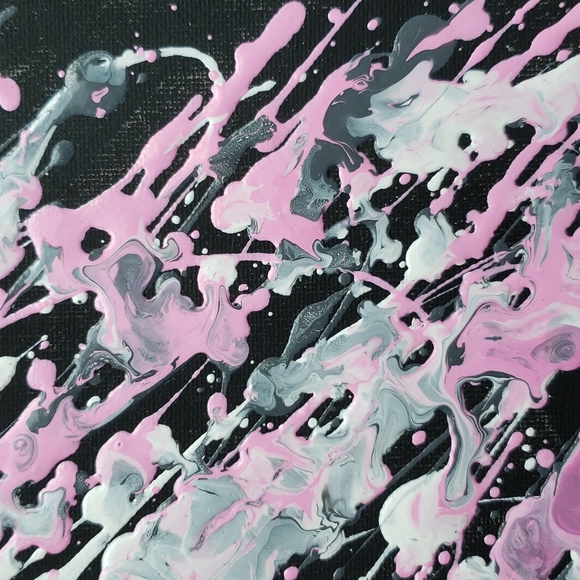 💕2X HOST PICK💕 Acrylic on Canvas Board perfect for girl's room!! - Picture 4 of 5